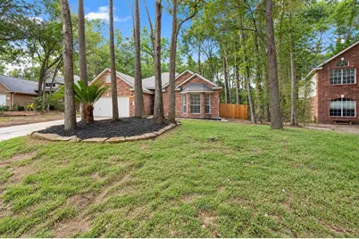 198 N Wimberly Way, Conroe, TX 77385 - Photo 2