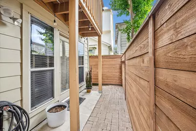 107 Detering Street #B, Houston, TX 77007 - Photo 22