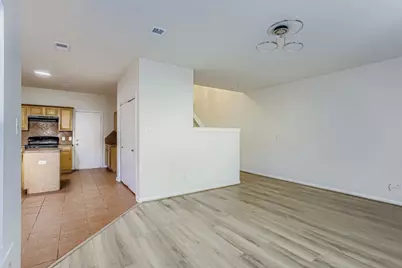 826 Forest Hillside Lane, Houston, TX 77067 - Photo 8