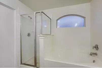 826 Forest Hillside Lane, Houston, TX 77067 - Photo 18