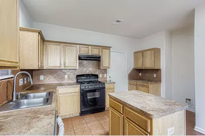 826 Forest Hillside Lane, Houston, TX 77067 - Photo 10