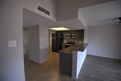 4444 Victory Drive #1208, Houston, TX 77088 - Photo 4