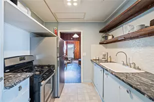 620 Ball, Galveston, TX 77550 - Photo 12