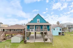 1390 County Rd 201, Sargent, TX 77414 - Photo 2