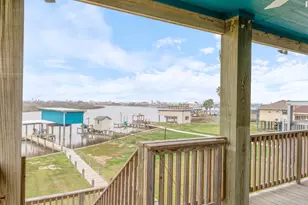 1390 County Rd 201, Sargent, TX 77414 - Photo 34