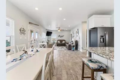 1390 County Road 201, Sargent, TX 77414 - Photo 10