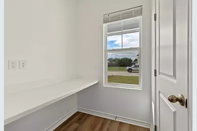 1942 Shellbank Avenue, Aransas Pass, TX 78336 - Photo 4