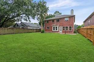 2859 Crest Park Dr, Houston, TX 77082 - Photo 30