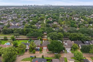 2859 Crest Park Dr, Houston, TX 77082 - Photo 36