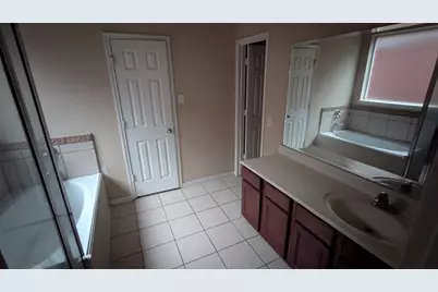 21850 Catoosa Drive, Spring, TX 77388 - Photo 10