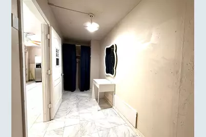 5004 Irvington Apt B, Houston, TX 77009 - Photo 10