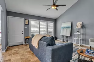 10109 Schaper Rd, Galveston, TX 77554 - Photo 4