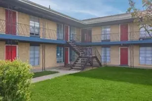 801 S Allen Genoa Rd, Houston, TX 77587 - Photo 12