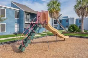 801 S Allen Genoa Rd, Houston, TX 77587 - Photo 14