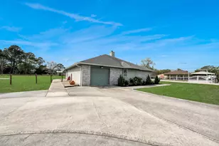 3608 Kristen Dr, Highlands, TX 77562 - Photo 6