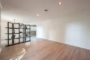 7810 Locke Ln, Houston, TX 77063 - Photo 26