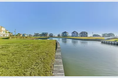 8 Fleming, Hitchcock, TX 77563 - Photo 4