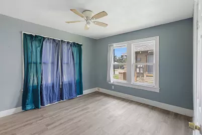 300 W James Street, Baytown, TX 77520 - Photo 10