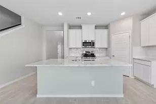 1053 Sunflower Ter Dr, Magnolia, TX 77355 - Photo 8