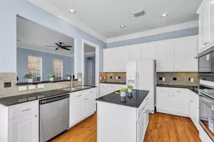 2819 Briarhurst Park, Houston, TX 77057 - Photo 6