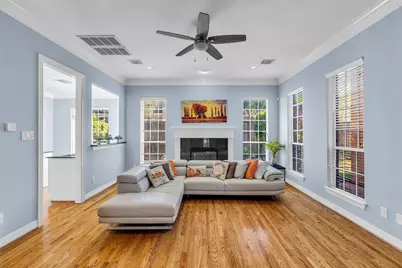 2819 Briarhurst Park, Houston, TX 77057 - Photo 1