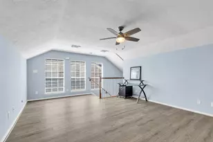 2819 Briarhurst Park, Houston, TX 77057 - Photo 32