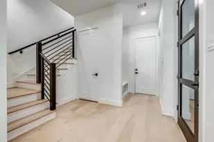 3909 Driscoll St, Houston, TX 77098 - Photo 32