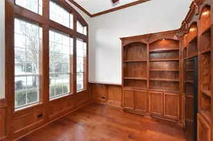 10 E Artist Grove Cir, The Woodlands, TX 77382 - Photo 8