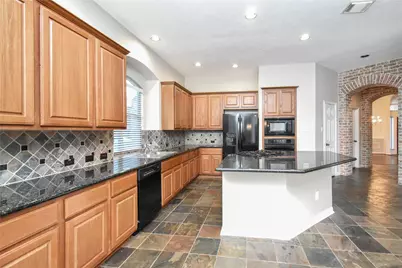 10 E Artist Grove Circle, The Woodlands, TX 77382 - Photo 12