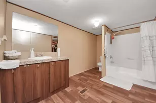 20042 Kincaid Dr, Conroe, TX 77306 - Photo 16