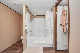 20042 Kincaid Dr, Conroe, TX 77306 - Photo 18