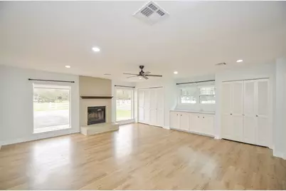 8810 Dogwood Drive, Tomball, TX 77375 - Photo 8