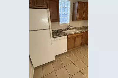 3211 Ave N, Galveston, TX 77550 - Photo 10