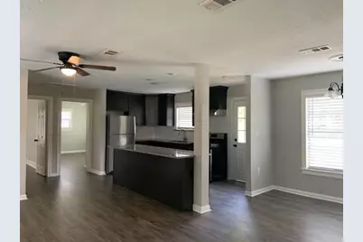 1000 Thomas Avenue, Conroe, TX 77301 - Photo 2