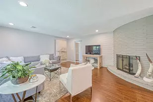 13914 St Marys Ln, Houston, TX 77079 - Photo 10