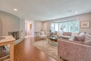 13914 St Marys Ln, Houston, TX 77079 - Photo 8