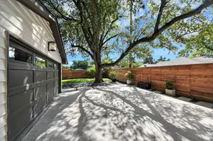 10051 Wickersham Ln, Houston, TX 77042 - Photo 34