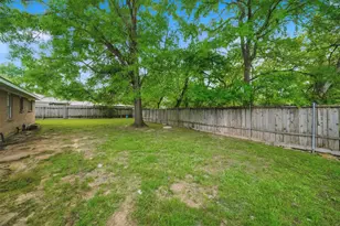 105 Lakeway Dr, Crockett, TX 75835 - Photo 18