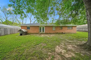 105 Lakeway Dr, Crockett, TX 75835 - Photo 22