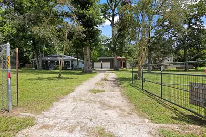 11501 Friendship Lane, Conroe, TX 77385 - Photo 44
