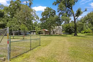 11501 Friendship Ln, Conroe, TX 77385 - Photo 46