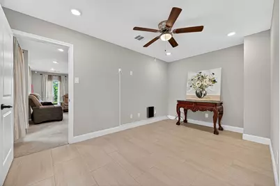 29902 E Hawthorne Drive, Spring, TX 77386 - Photo 6