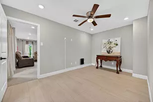 29902 E Hawthorne Dr, Spring, TX 77386 - Photo 6