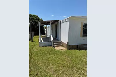 8979 Gladewood Street, Willis, TX 77318 - Photo 2