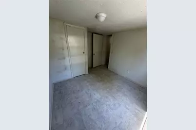 8979 Gladewood Street, Willis, TX 77318 - Photo 18
