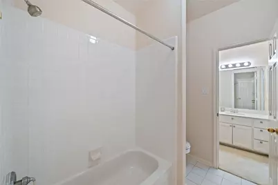 2510 Pebble Stream Court, Kingwood, TX 77345 - Photo 30