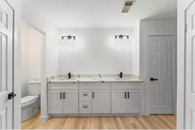 30 N Drifting Leaf Court, Spring, TX 77380 - Photo 28