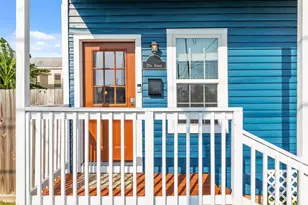 808 27th St, Galveston, TX 77550 - Photo 4