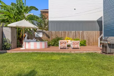 808 27th Street, Galveston, TX 77550 - Photo 22