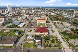 808 27th St, Galveston, TX 77550 - Photo 30